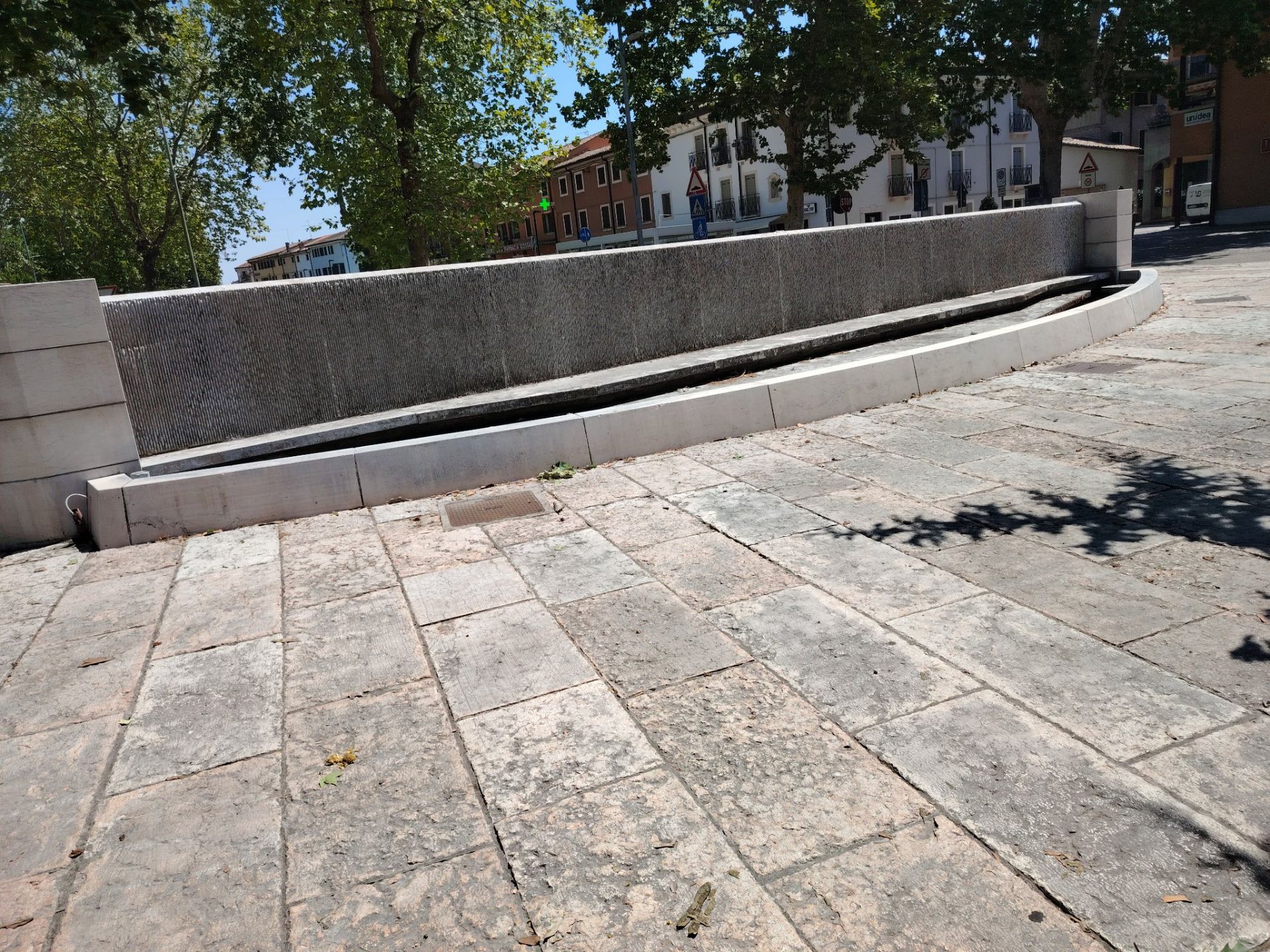 Fontana in disuso, sangiovanni lupatoto
