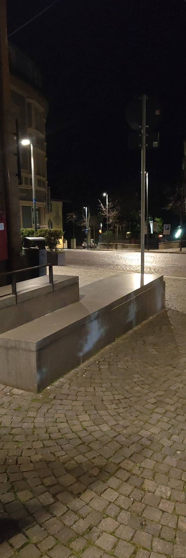ledge piazza fontana